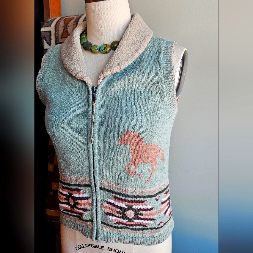 Shayanna Knit Vest Women's Small, Southwestern Horse Print, Warm Fleece Collar